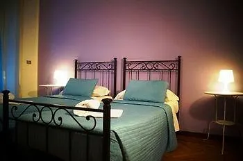 Hotel B And B I Am Here Central Station Milaan