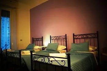 ** Hotel B And B I Am Here Central Station Milaan Italië
